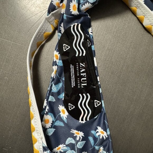 Zaful Swim String Bikini Bottom Floral Print Daisy Triangle Blue Floral Cheeky 6 - Picture 4 of 4